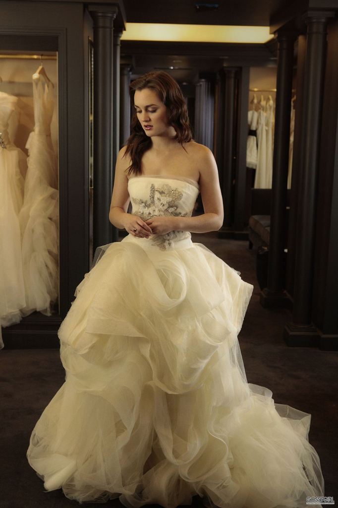 Blair Waldorf x Vera Wang – wedding dress fitting @ Gossip Girl