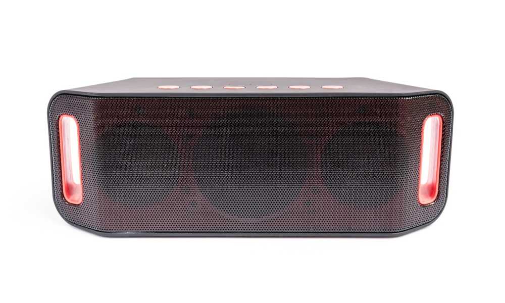 How to Use a Bluetooth Speaker
