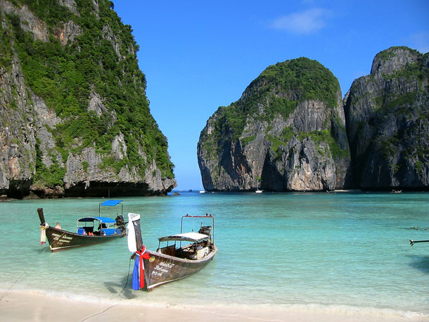 Ko Phi Phi Leh Beach Thailand